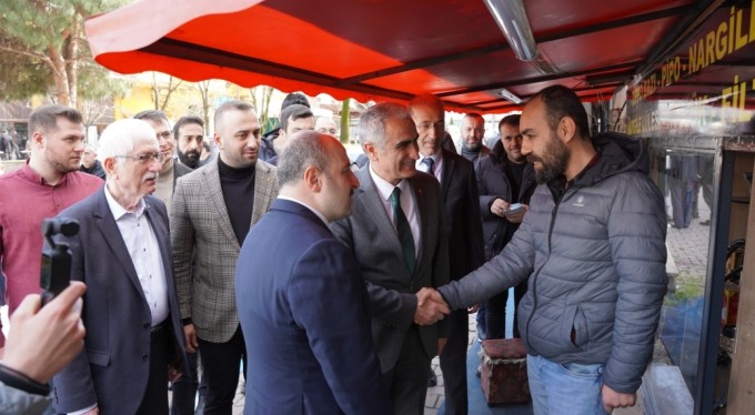 İş kurma fikriyle gelen gençlere ve kadınlara 100 bin lira hibe