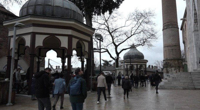 Ramazan'ın ilk cumasında Ulu Cami doldu taştı