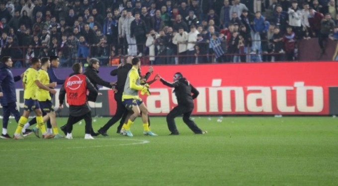 "Trabzonspor'un sahasının asgari 4 maç kapatılması söz konusu olabilir"