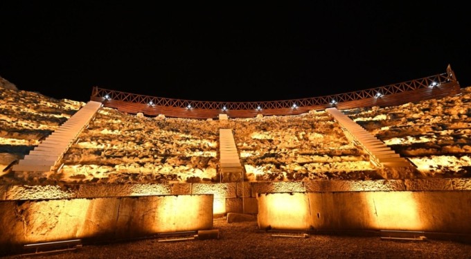 1800 yıllık İznik Roma Tiyatrosu turizme kazandırıldı