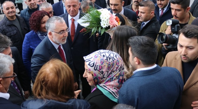 Bakan Işıkhan'dan emeklilere indirim müjdesi