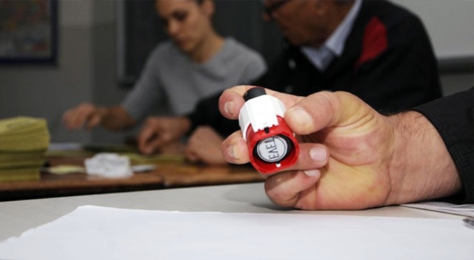 Sandık kurullarında görev alan kamu personeli 1 Nisan'da izinli sayılacak