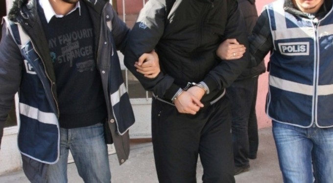 Bursa dahil 20 ilde FETÖ'ye yönelik "Kıskaç-11" operasyonlarında 70 şüpheli yakalandı