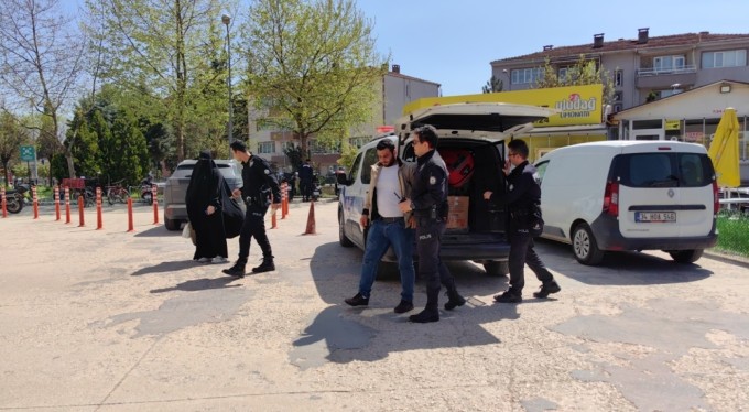 Kaçak göçmenler evlendikleri gün Bursa'da yakalandı