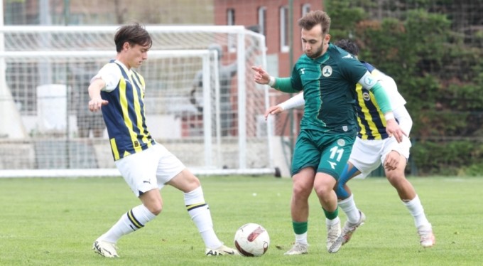 Fenerbahçe U19 takımı evinde Giresunspor'u 4-1 mağlup etti