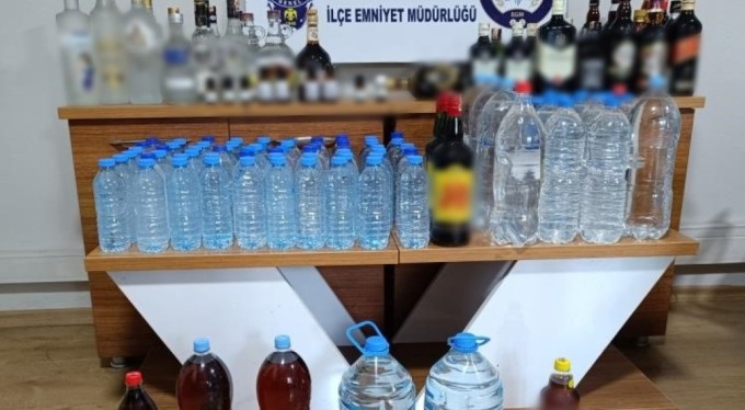 Bursa'da sahte içki operasyonu: 105 litre sahte alkol ele geçirildi