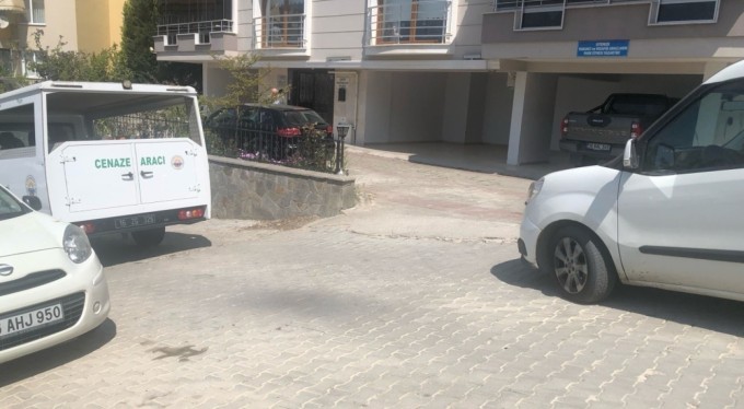 Bursa'da öğretmen evinde ölü bulundu