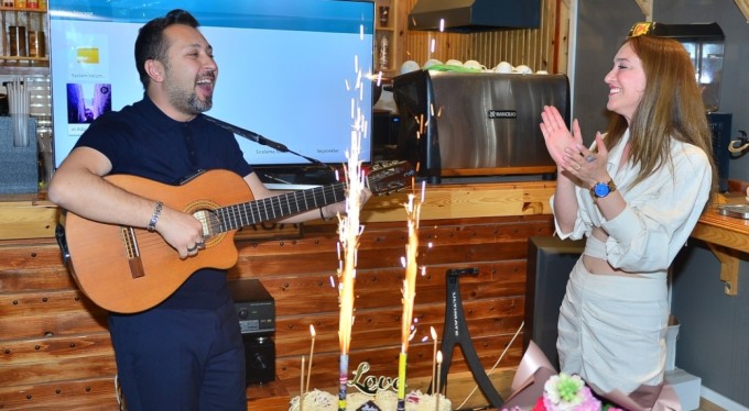 'Kaç Vesait'e renkli lansman