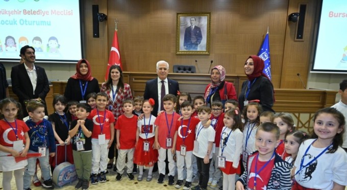Bursa Büyükşehir Meclisi'nde söz hakkı çocukların