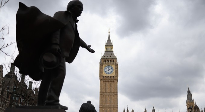 İngiltere hükümetinin göçmenleri Ruanda'ya gönderme planına parlamentodan onay