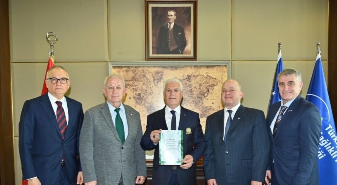 Bursa Büyükşehir Belediye Başkanı Mustafa Bozbey, Bursaspor Divan Kurulu ile görüştü
