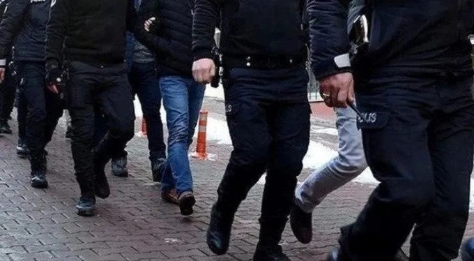 Bursa'da FETÖ'ye darbe! 4 kişi gözaltına alındı