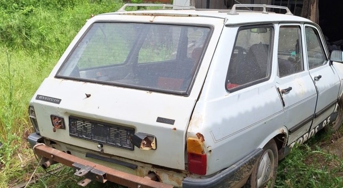 1 araba 2 motosiklet çalan hırsızlar yakalandı