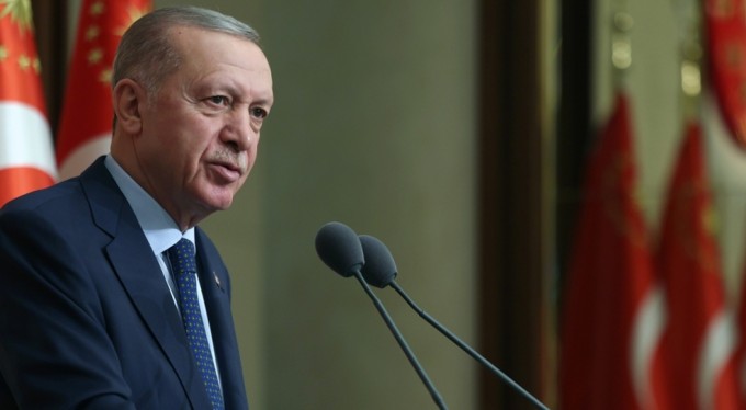 Cumhurbaşkanı Erdoğan: "Batılı yöneticilerin ikiyüzlü politikalarını ibretle takip ediyoruz"