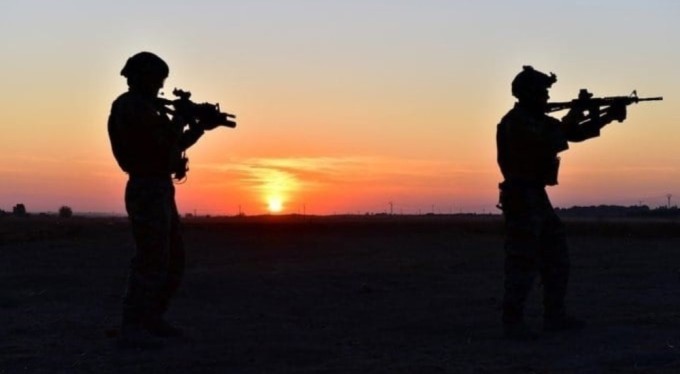 Irak'ın kuzeyinde barınma alanlarından kaçan 2 PKK'lı terörist teslim oldu
