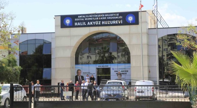 Huzurevindeki son gününde dehşet saçtı: 2 ölü, 1 yaralı