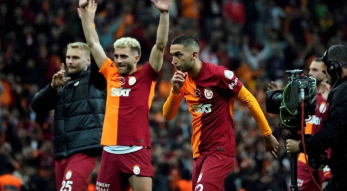 Maç sonu 3'lüsü Hakim Ziyech'ten