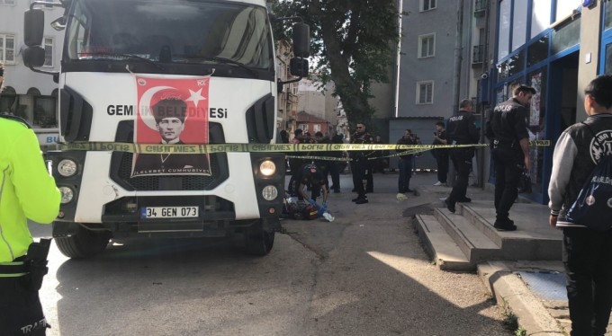 Bursa'da yaşlı kadın kamyon altında kalarak can verdi