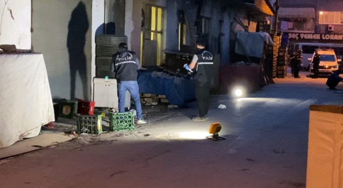 Bursa'da alkol masasında kavga: 1'i ağır 2 yaralı