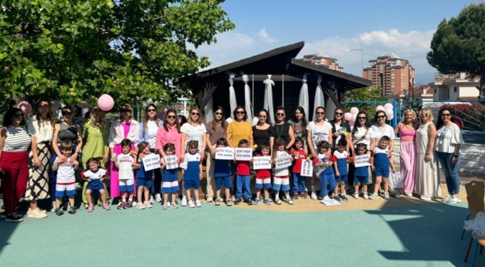 Annelerle çocukların eğlenceli buluşması