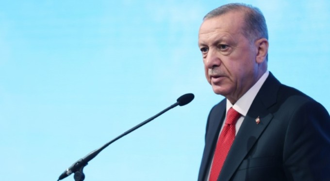 Cumhurbaşkanı Erdoğan: "Öğretmenlerimizi olumsuzluktan korumak ve güvenli ortamı sunmak asli görevimizdir"