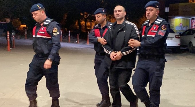 Bursa'da 29 yıl hapis cezasıyla 6 aydır aranan şahıs yakalandı