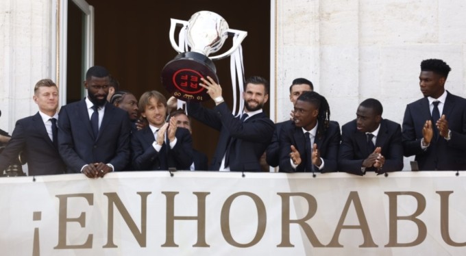 Real Madrid, şampiyonluk turu attı