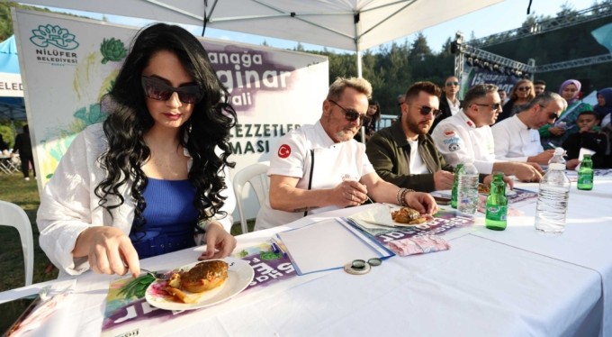 Enginarlı tatlılar festivale damga vurdu