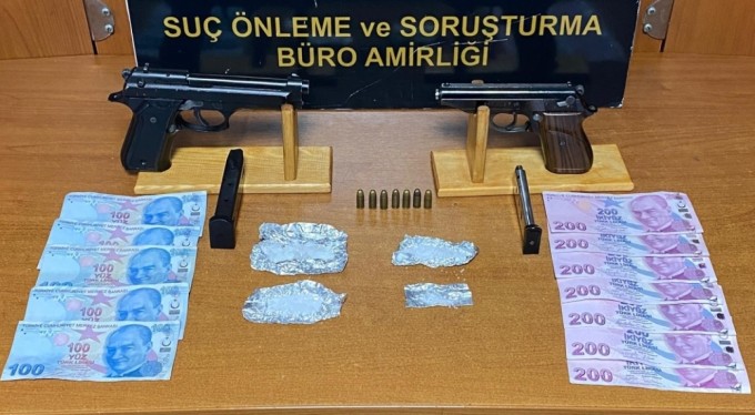 Bursa'da uyuşturucu almak için tabancayla takas yaptılar