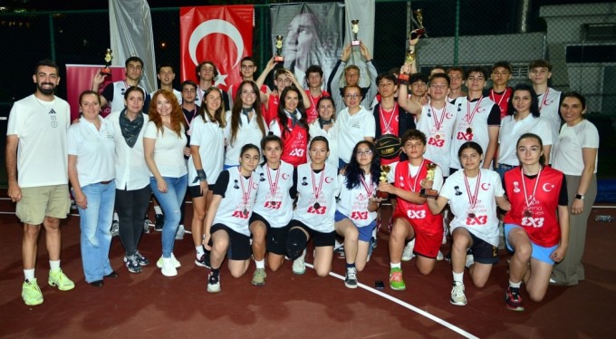 YASAV'dan 19 Mayıs'a yakışan turnuva