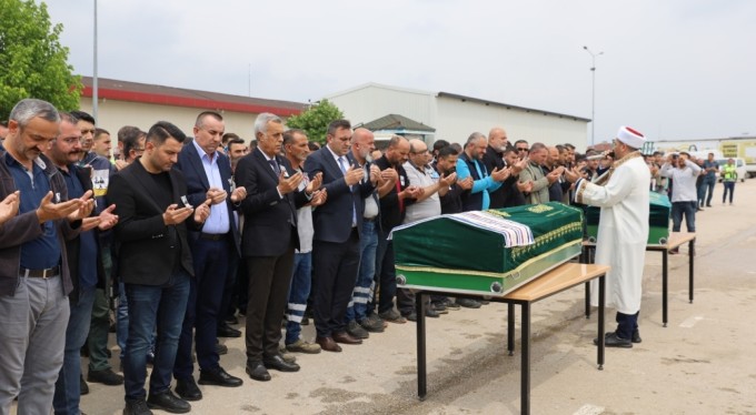 Mesai arkadaşları tarafından son yolculuklarına uğurlandılar