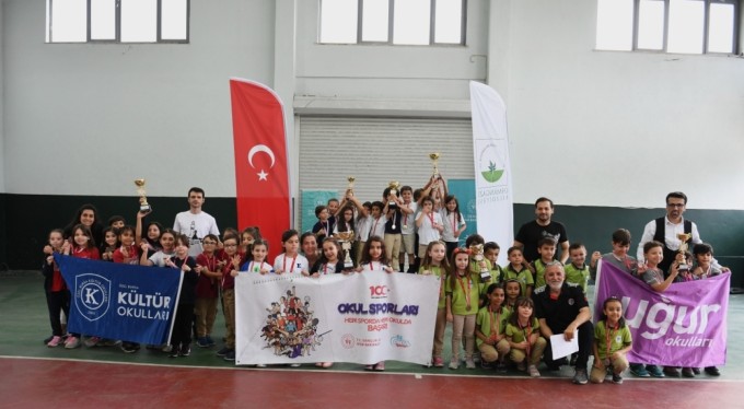 Osmangazi'de satrancın şampiyonları belli oldu