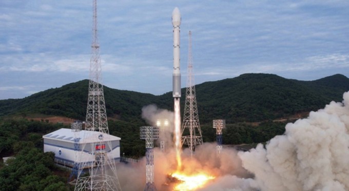 Kuzey Kore'nin uydu fırlatma denemesi başarısız oldu