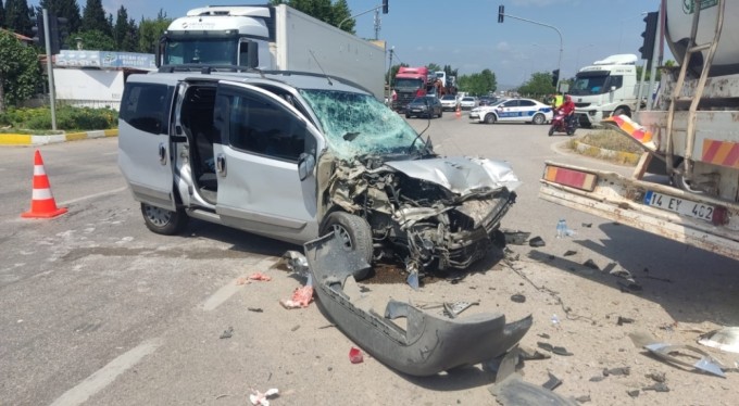 Bursa'da ışık ihlali kazaya sebep oldu