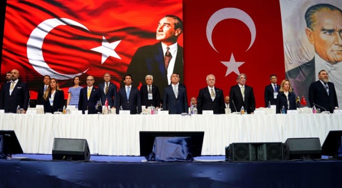 Fenerbahçe'nin Olağan Seçimli Genel Kurul Toplantısı 8-9 Haziran'a ertelendi