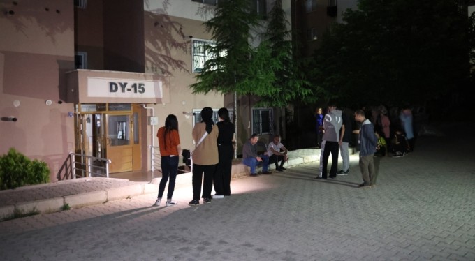 Gelen koku üzerine gerçek ortaya çıktı: Öldüğü bir hafta sonra fark edildi