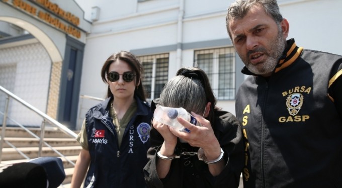 Bursa'da yeğenini çöp eve kilitleyip ölüme terk etmişti... Cezası belli oldu