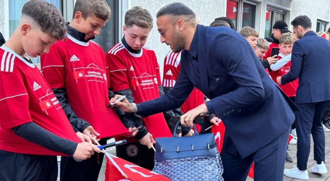 A Milli Futbol Takımı, Almanya'ya geldi