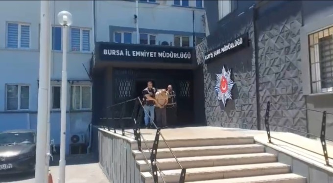 Bursa'da 44 yıl hapis cezasıyla aranan zanlı yakalandı