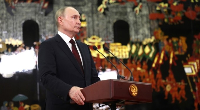 Putin: "Seul'un Kiev'e silah sağlaması bir hata olur"