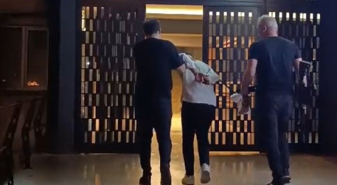 Bursa'da düğün konvoyunda tüfek ve silahla ateş ettiler, düğüne girmeden yakalandılar