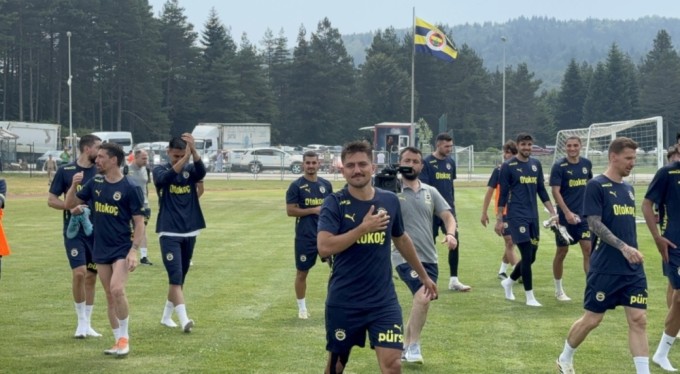 Fenerbahçe, taraftara açık antrenman yaptı