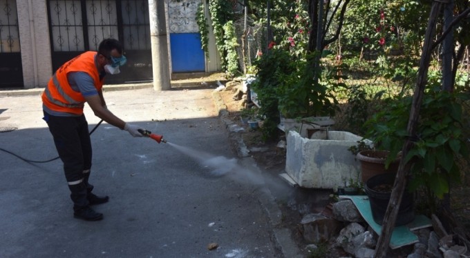 Yıldırım'da ilaçlama çalışmaları devam ediyor