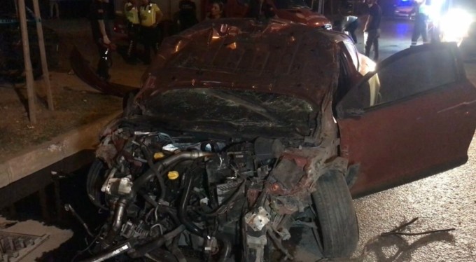 Bursa'da takla atan otomobilde can pazarı: 1 ölü, 1'i ağır 2 yaralı