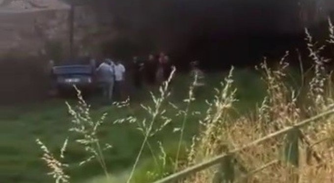 Bursa'da direksiyon hakimiyetini kaybedip dereye uçtu