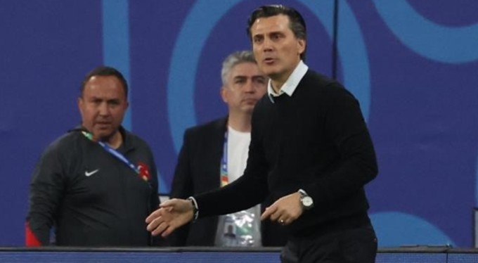 Vincenzo Montella: "Türk halkını mutlu etmek benim için gurur verici"