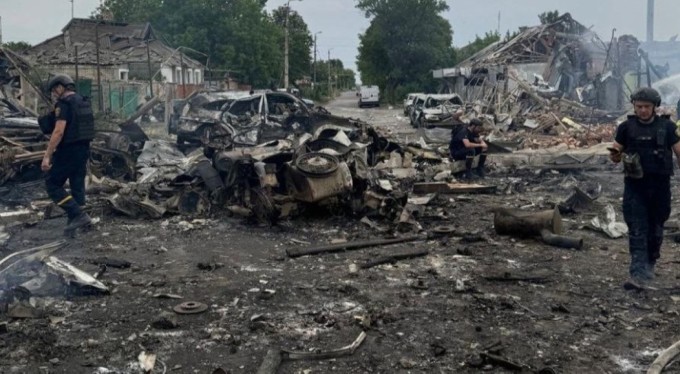 Rusya Donetsk'i vurdu: 6 ölü