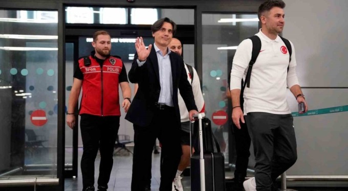 A Milli Futbol Takımı, yurda döndü