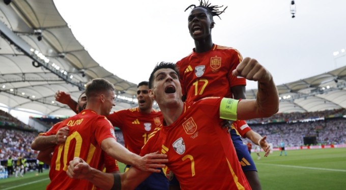 İspanya ile Fransa EURO 2024'te finale çıkmak için mücadele edecek