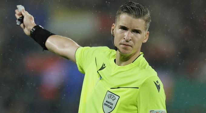 İspanya - İngiltere finalini François Letexier yönetecek